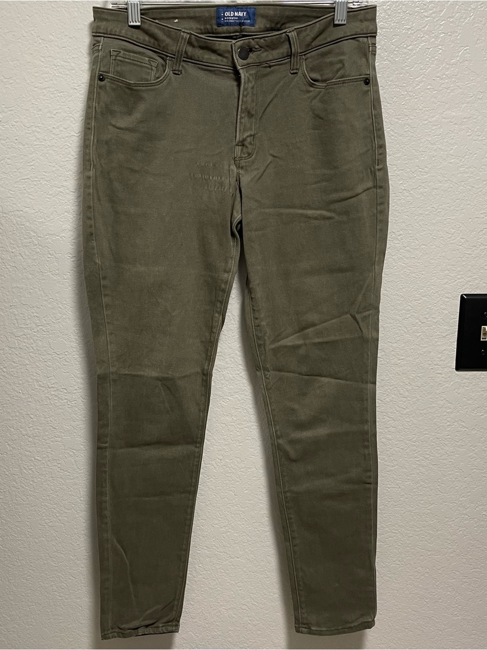 Old Navy Rockstar Midrise Jeans in a Green, Olive Color Size 8